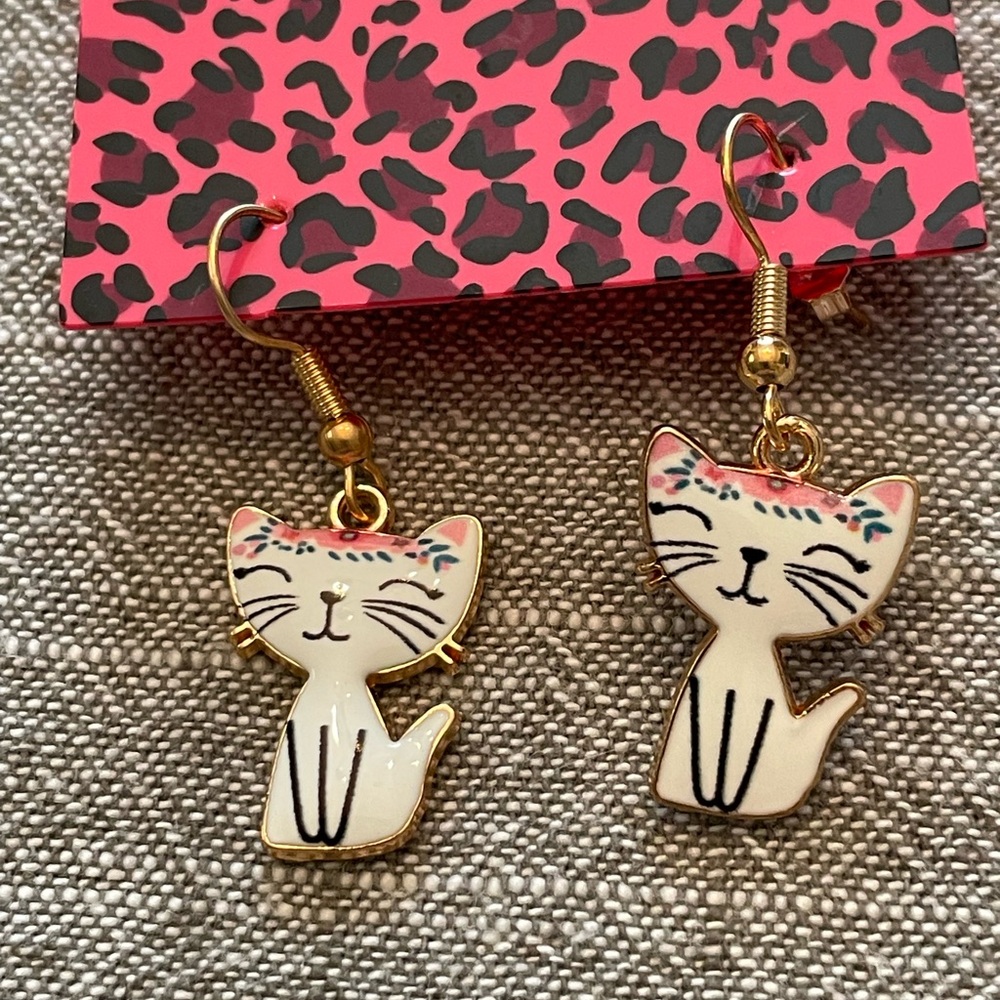 Cute Cat Earrings with Gold Accents - Picture 6 of 9
